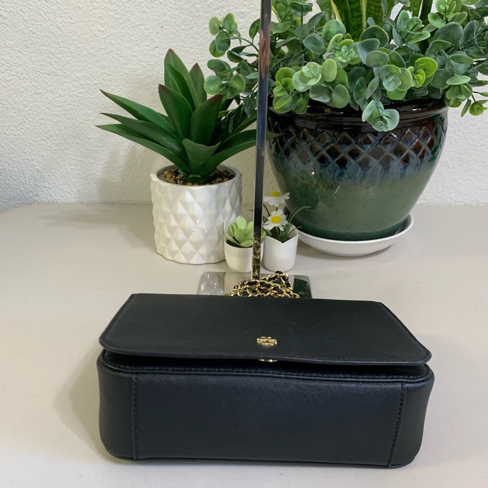 ๐๐ Tory Burch Black Leather Chain Shoulder Bag - Picture 6 of 13